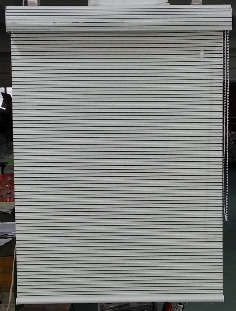 

100% Polyester Custom Made Roller Blinds in Off White Window Curtains for Living Room 12 Colors Are Available