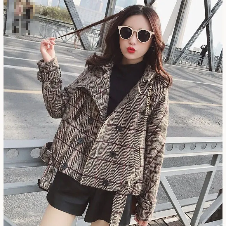 

2018 New Autumn Women Plaid Coat Retro Double-breasted Lattice Coat Outerwear Thin Short Wool Blends Coat