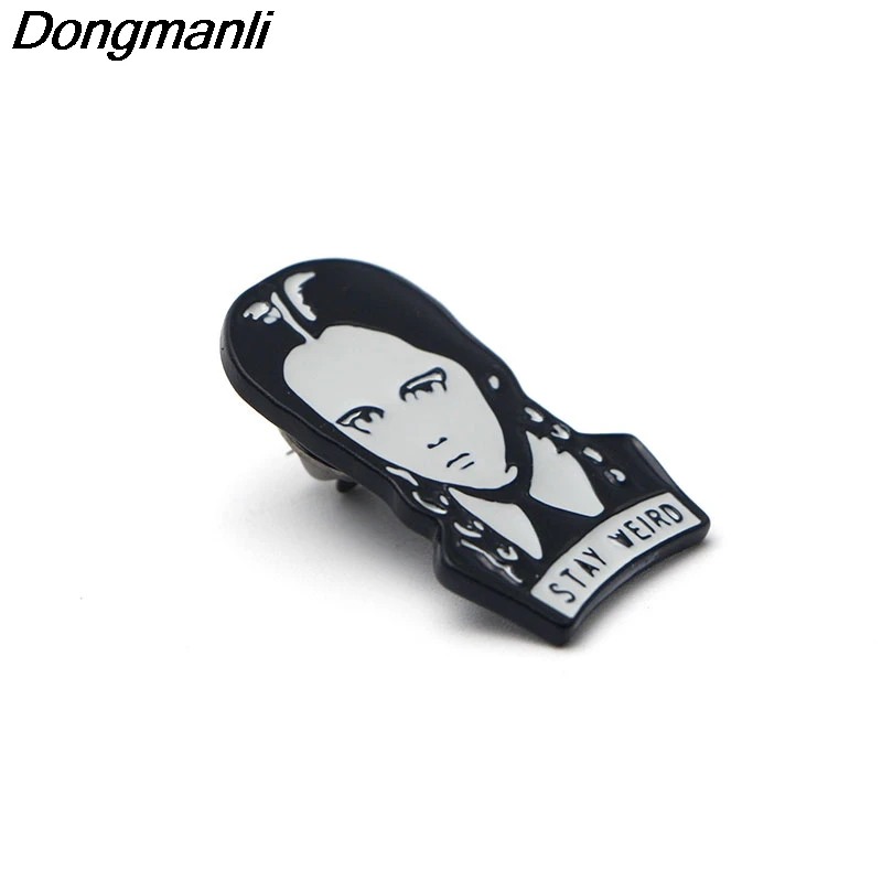 P2297 Dongmanli The Addams family Inspired среда Addams эмаль булавки брошь бижутерия