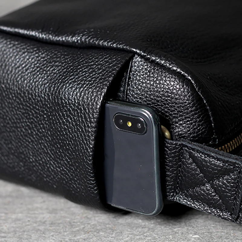 AETOO Simple practical head cowhide single shoulder crossbody bag casual leather male bag