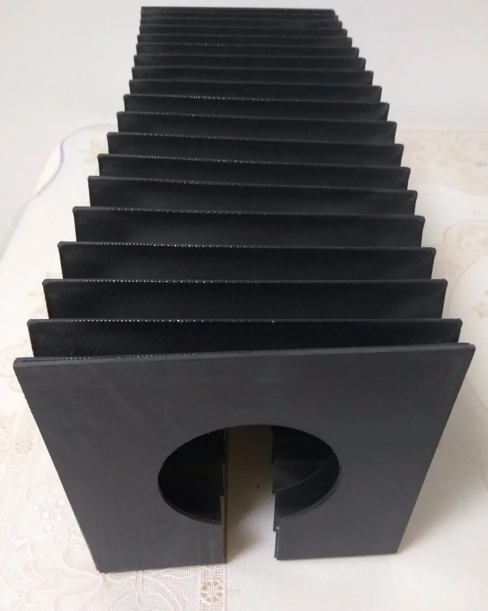 

Square type cover for CNC with opening,Size: 152.4mm x 152.4mm x length 991mm,diameter 76.2mm