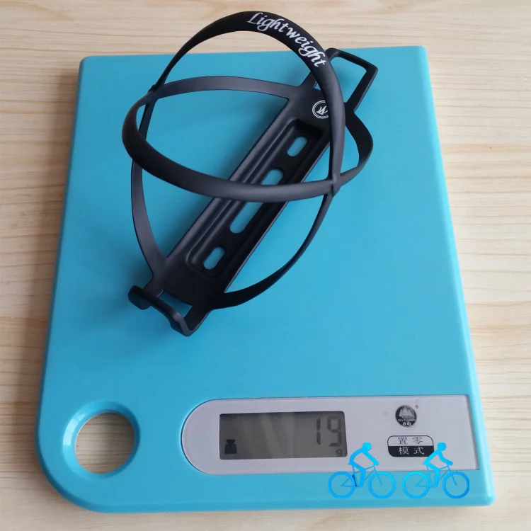 Cheap 2 piece Bicycle Bottle Cage 18g Lightweight Carbon Fiber Ultra-light Bracket MTB Bike Frame Water Holder 9 Cheap 2 piece Bicycle Bottle Cage 18g Lightweight Carbon Fiber Ultra-light Bracket MTB Bike Frame Water Holder 9