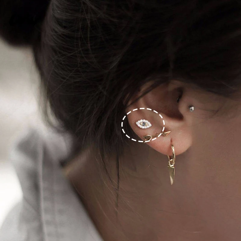 

UVW181 2pc Tiny Stainless Steel Crystal Eye Earrings for Women Helix Segment Tragus Piercing Silver Women Accessories Brincos