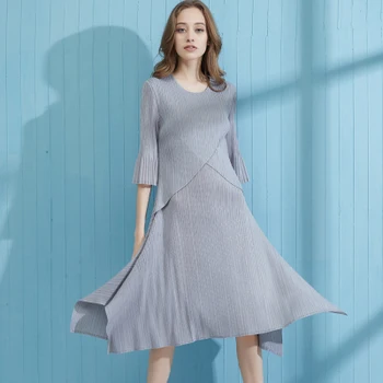 

FREE SHIPPING Miyake fold dress half sleeve o-neck fold flare sleeve dress fashion IN STOCK