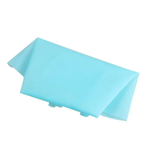 2497733668_656399010