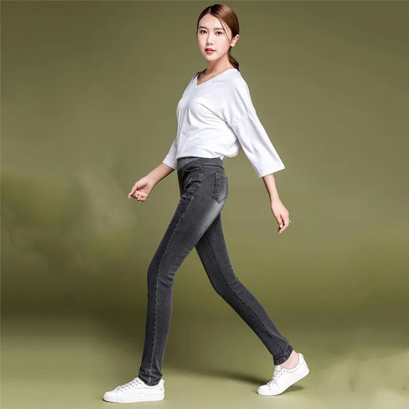 Jeans Women Light Blue Plus Size Elastic High Waist Jeans 19 New Spring Summer Korean Chic Pants Slim Long Jeans Feminina CX719 Jeans Women Light Blue Plus Size Elastic High Waist Jeans 19 New Spring Summer Korean Chic Pants Slim Long Jeans Feminina CX719