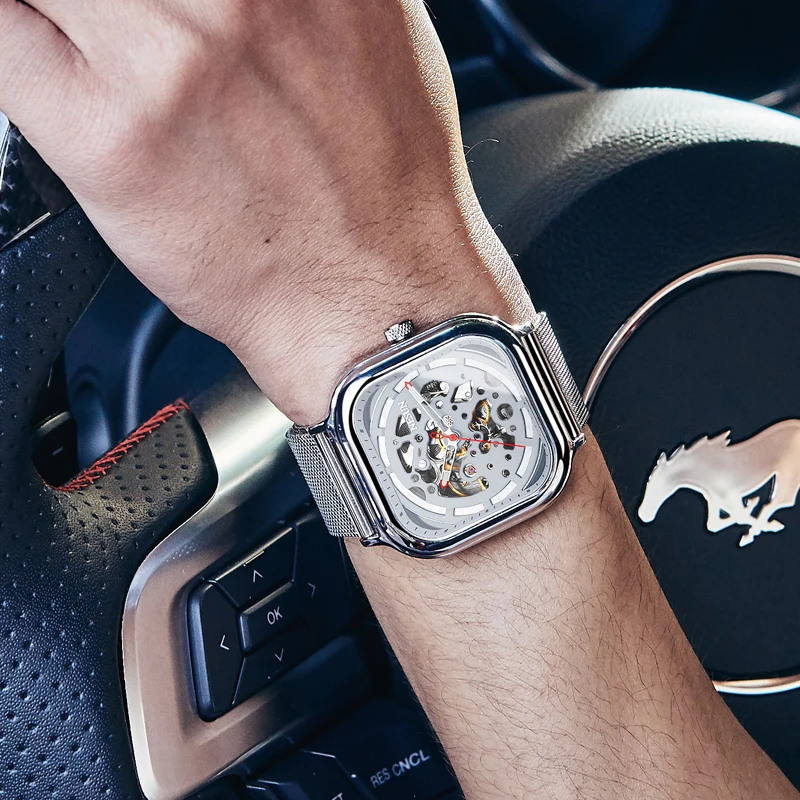 

Nesun men watch pay for Thanh Duy Bui