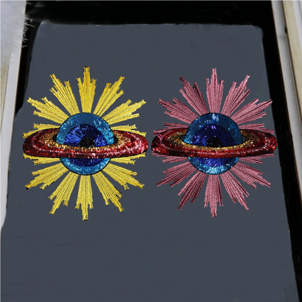 

1pieces Craft Sequin Globe Space Earth Embroidery Patches Iron on Applique Badges Stick Clothes Decorated Bordados Ropa Sewing