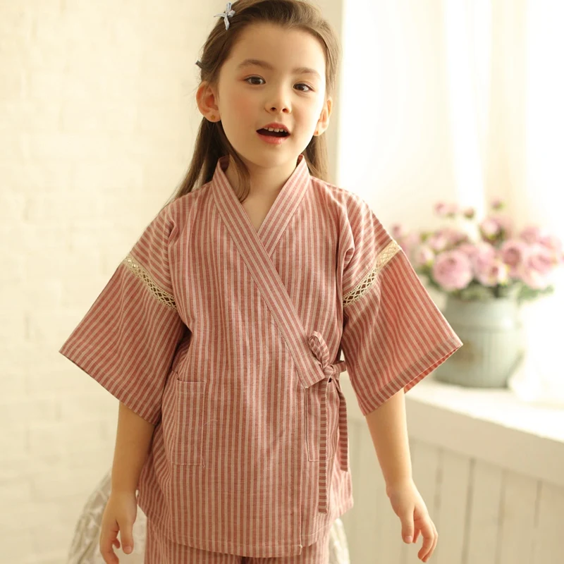 Новинка года; кимоно с принтом «Love»; пижамный комплект унисекс из хлопка для девочек домашняя одежда для мальчиков детская одежда с v-образным вырезом; Лидер продаж - Цвет: color1
