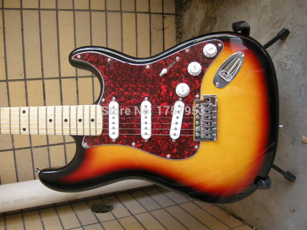 

Factory custom shop 2017 Newest ST Deluxe Electric Gutiars,Vintage Sunburst Electric Guitar red Pickguard Free shipping 8 1