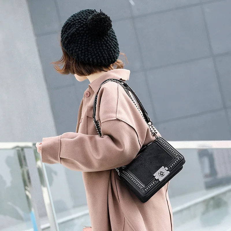 Fashion chain handle with horse hair women's shoulder bag lock buckle cover type suture decoration women handbags