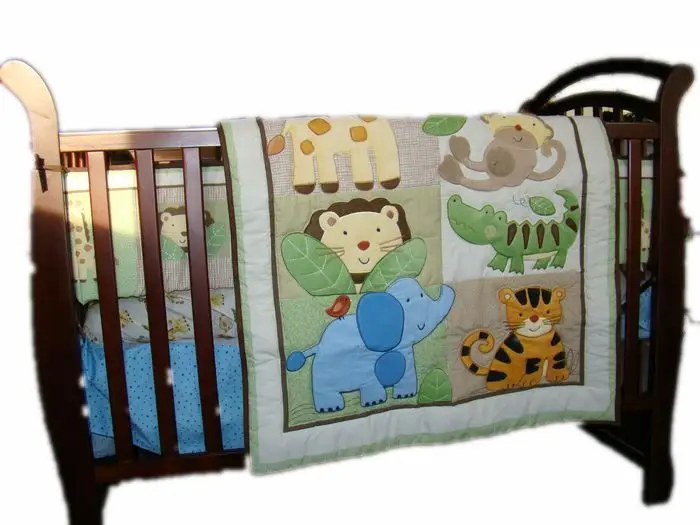 Giraffe Elephants Monkeys Jungle Animals Boy Baby Crib Bedding