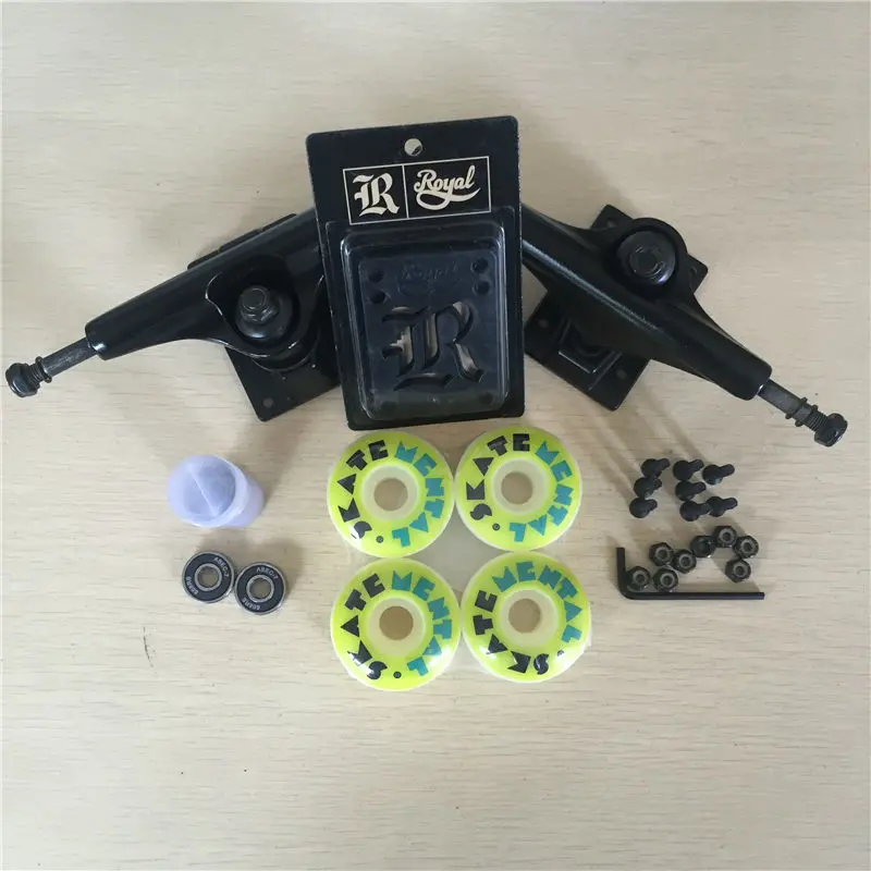 skateboard trucks andbearings andwheels (11)