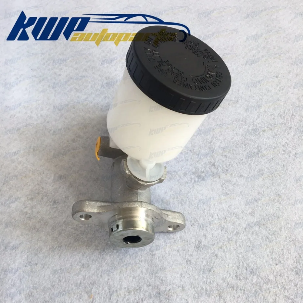Brake Master Cylinder for Nissan NISSAN PICK UP (D21) 2.4 2.5 2.7 4WD 46010-25G00 4601025G00