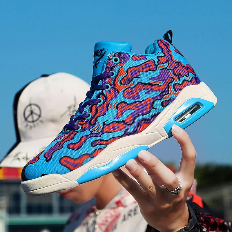 

2019 Couple Trend Fashion Running Shoes Men Cool Street Sneakers Women Jogging Soft High shoe Big Size 35-47 Unisex Sport shoes
