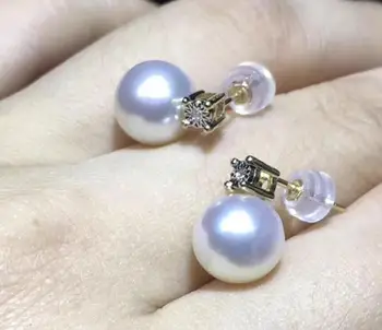 

pair of 7-8mm AKOYA JAPANESE WHITE PEARL EARRING 18K