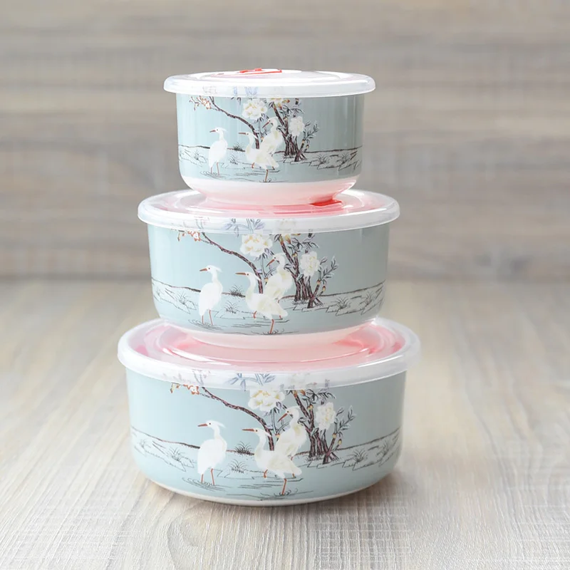 

Boutique European Hand Painted White Crane Ceramics Bone China Bowl Set Sealed Container for Food Storage Lunch Portable Crisper