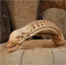 1/1 Alien Empress Skull Skeleton Figure Statue AVP Fossil Model Toy Collectibles