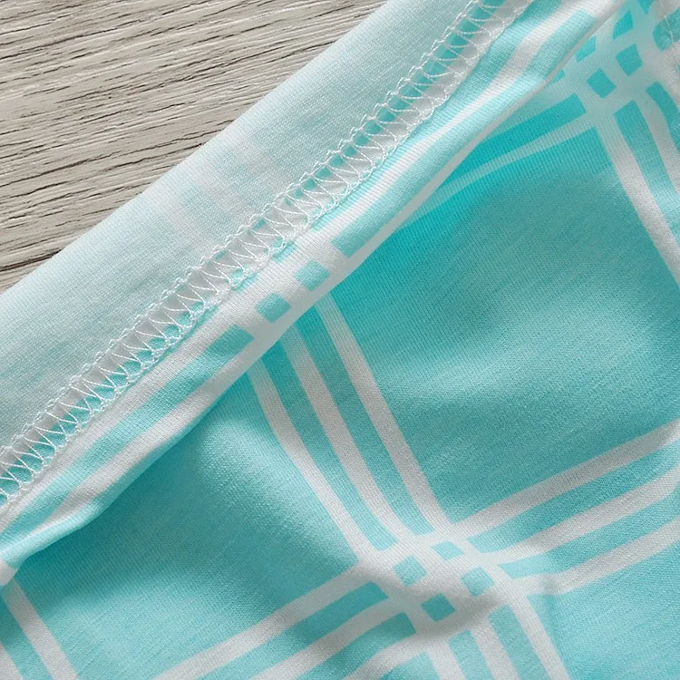 2916419693_1508071157