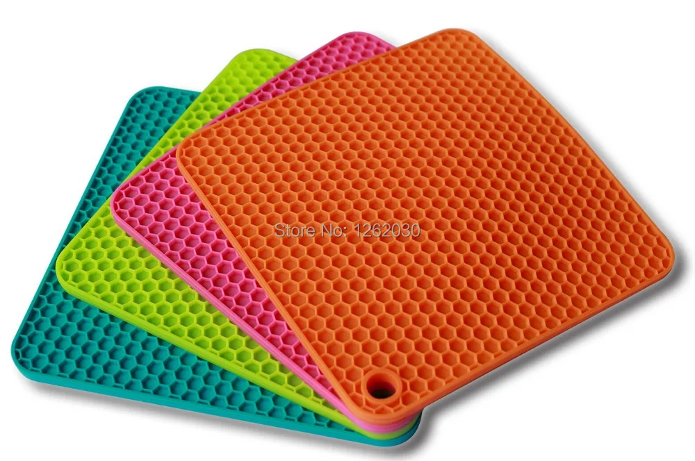 Special price simple square silicone cup mat/Mats & Pads