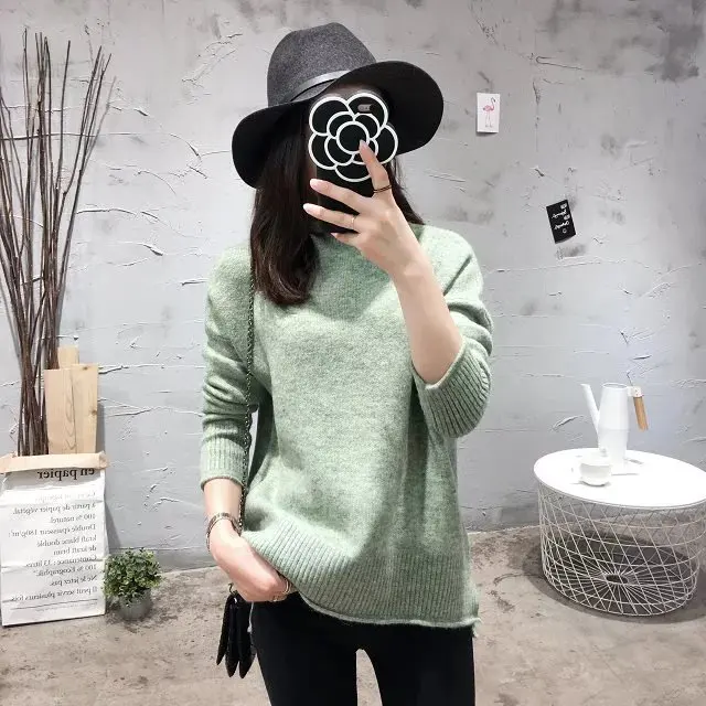 Sweater women autumn winter loose large size casual pure color sweater long-sleeved round neck Knitwear women short sweater Sweater women autumn winter loose large size casual pure color sweater long-sleeved round neck Knitwear women short sweater
