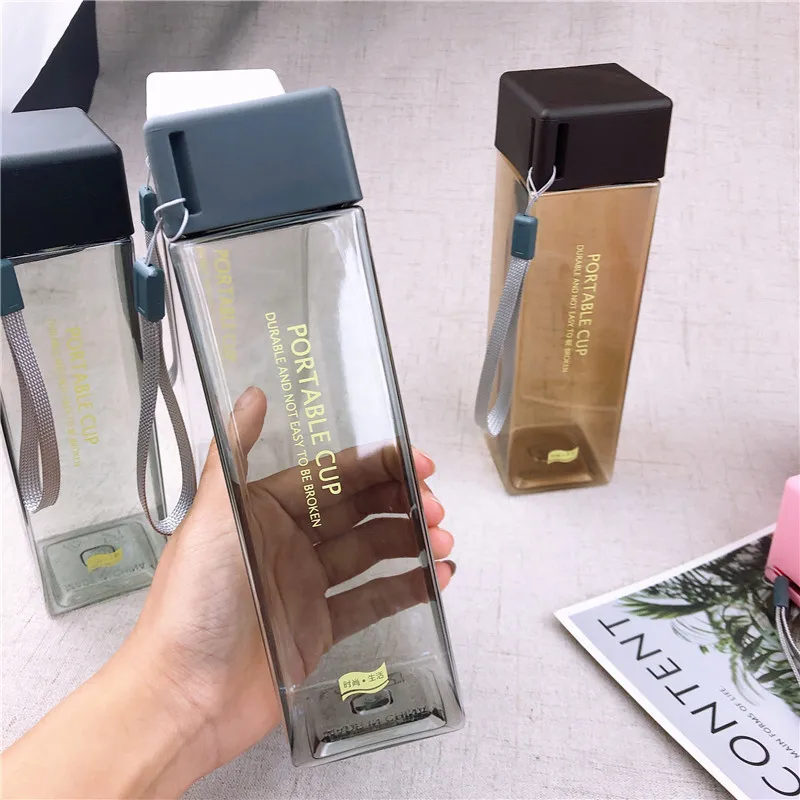

500ml Square Plastic Water Bottle Clear Colorful Outdoor Portable Drink Bottles with Rope for Camp Hiking Travel Drinkware