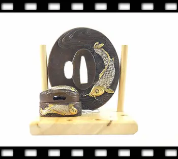 

TFK034 SAMURAI KATANA CARP FISH TSUBA FUCHI KASHIRA KATANA FITTINGS FOR DIY