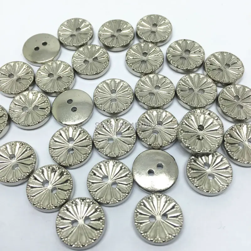 

100pcs 13mm Silver Shiny Buttons Round 2 Holes Button Embellishments For Cardmaking Scrapbooking