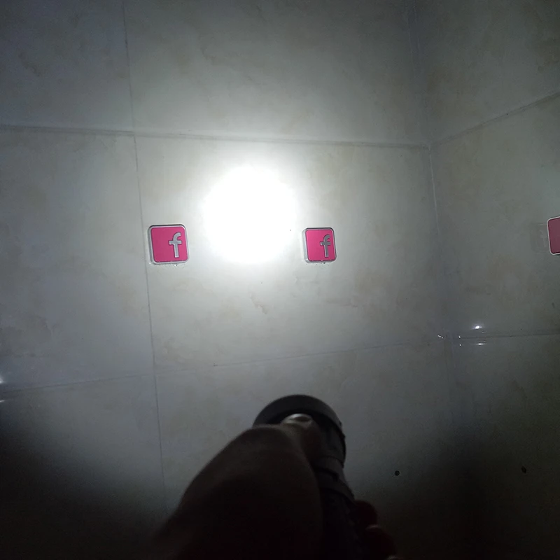 t6 flashlight
