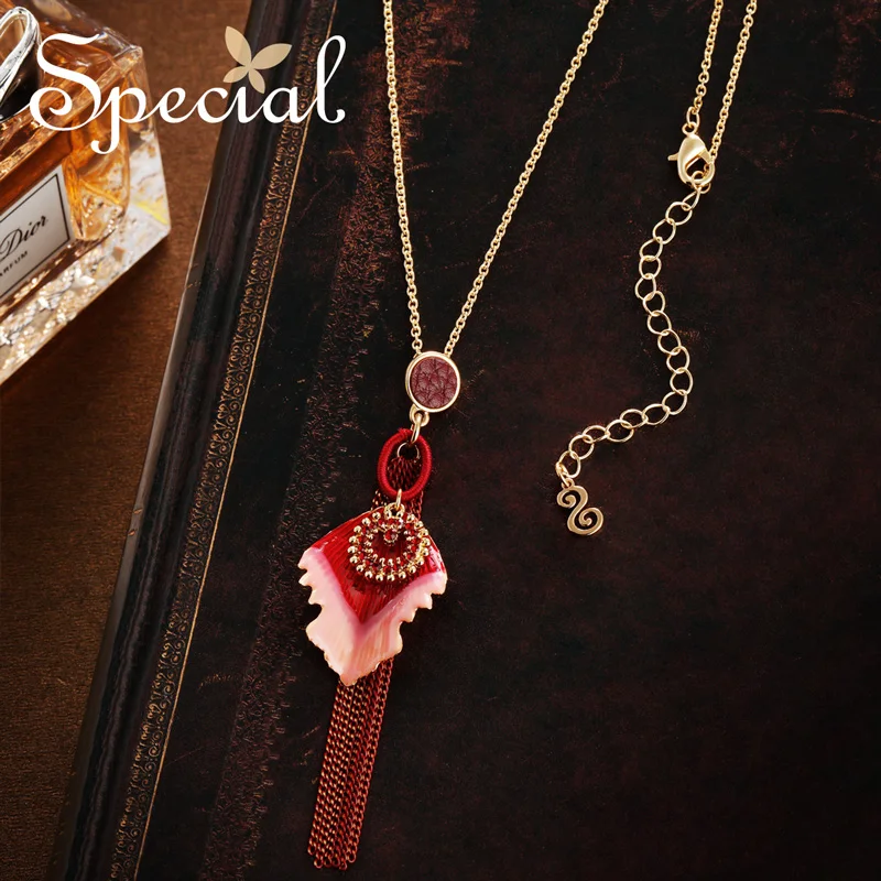 

Special European and American tassel hand-painted long necklace feminine pendant shows thin maple leaf time S1875N