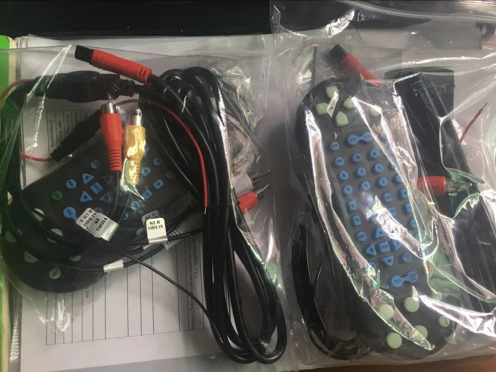 Best 3-Color Digital HD 7" Car Headrest LCD Monitor Hanging DVD Player With FM USB SD 32 bit Game Universal Digital Screen zipper Ca 23 Best 3-Color Digital HD 7" Car Headrest LCD Monitor Hanging DVD Player With FM USB SD 32 bit Game Universal Digital Screen zipper Ca 23