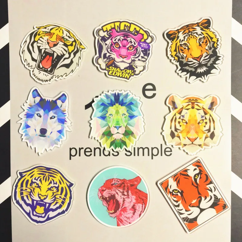 

1 PCS Animal Tiger Lion wolf animal Icon Anime Badge Harajuku Acrylic Pin Badges Cartoon Backpack Pins brooches children gift