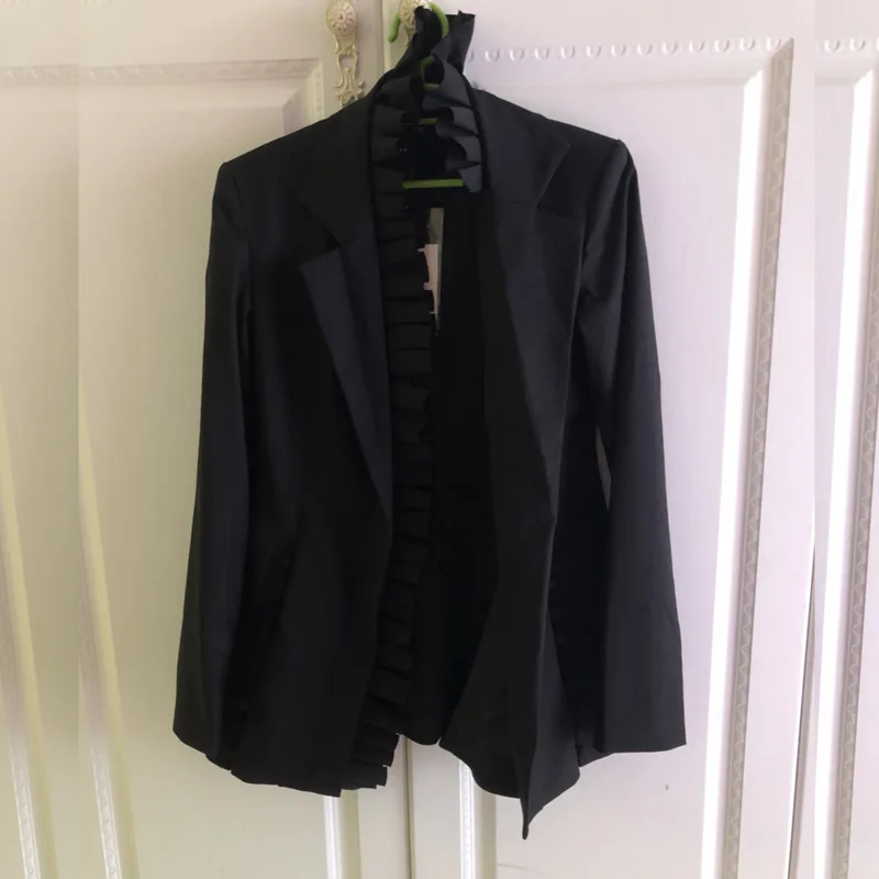 Black Longues Femmes Ruches Pardessus Noir Luxe Vestes À Formelle Manches Automne Femme Bureau Marque De 2018 Hiver Manteaux Irrégulière Vêtements wYOTpHnvqv