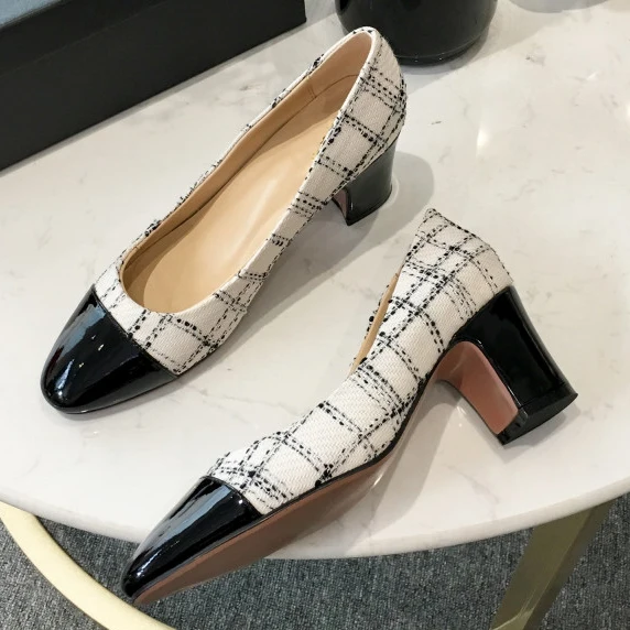 

Patent Leather Toe Grid Pumps Women Med Heel Shoes Plus Size Patchwork High Heels Classic Black White Elegant Ladies Party Shoes