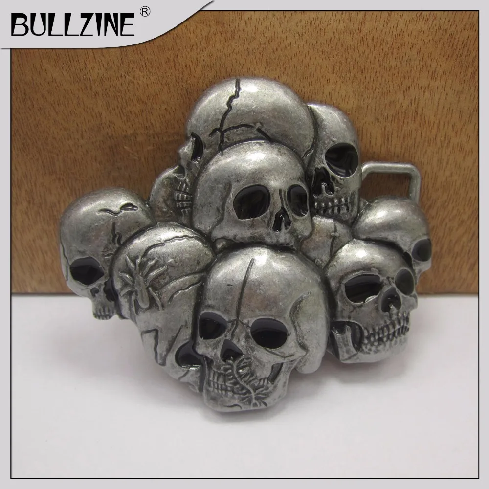 

The Bullzine Skull belt buckle with pewter finish FP-03397 suitable for 4cm width belt