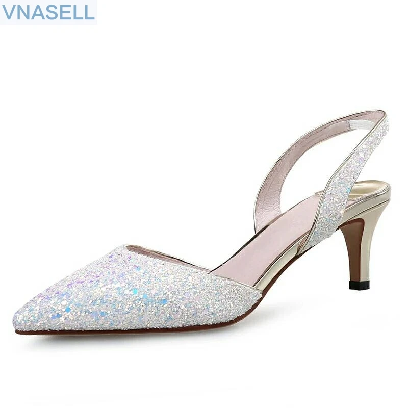 

2019 new Korean version with baotou sandals pointed back air sequins large size shoes female