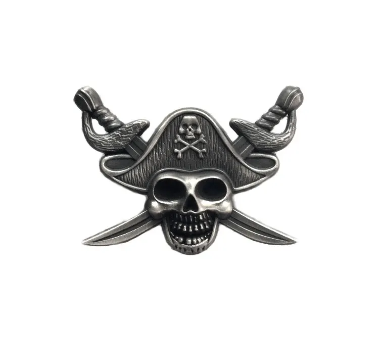 

Pirate Skull Badge Commemorative Brooch Chest Metal Medal Punk Cap Badge For Cowboy Jacket Hats Bags Decorations