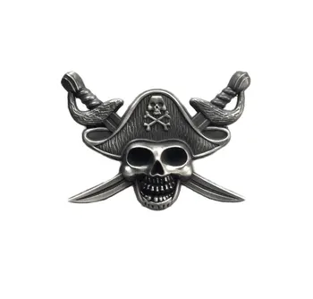 

Pirate Skull Badge Commemorative Brooch Chest Metal Medal Punk Cap Badge For Cowboy Jacket Hats Bags Decorations