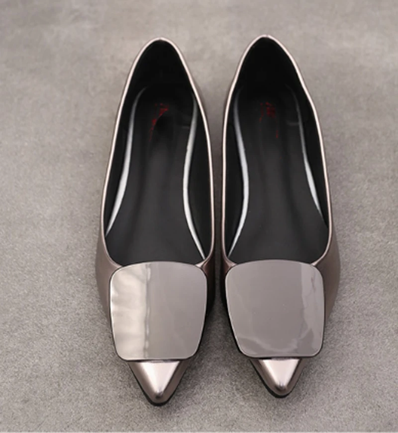 2018 spring summer Flat shoes for women patent Leather loafers slip on work shoes ladies Casual Shoes point toe black silver 2018 spring summer Flat shoes for women patent Leather loafers slip on work shoes ladies Casual Shoes point toe black silver