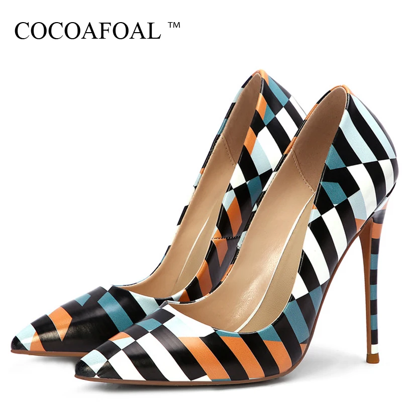 

COCOAFOAL Stiletto Women's Doodling High Heels Shoes White Wedding Pumps Fashion Sexy Party Pointed Toe Stripe Pumps Plus Size
