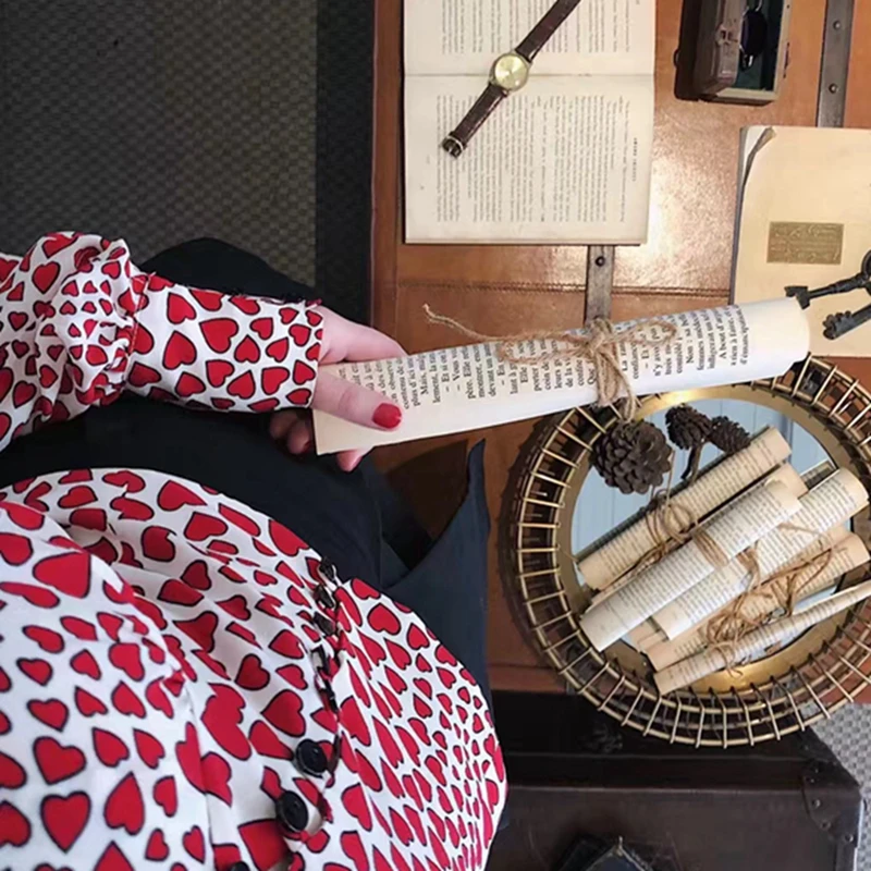 Cena Z długim rękawem krótki top damskie topy i bluzki nadruk w kształcie serca tunika guziki damskie koszule modne koreańskie ubrania vintage streetwear