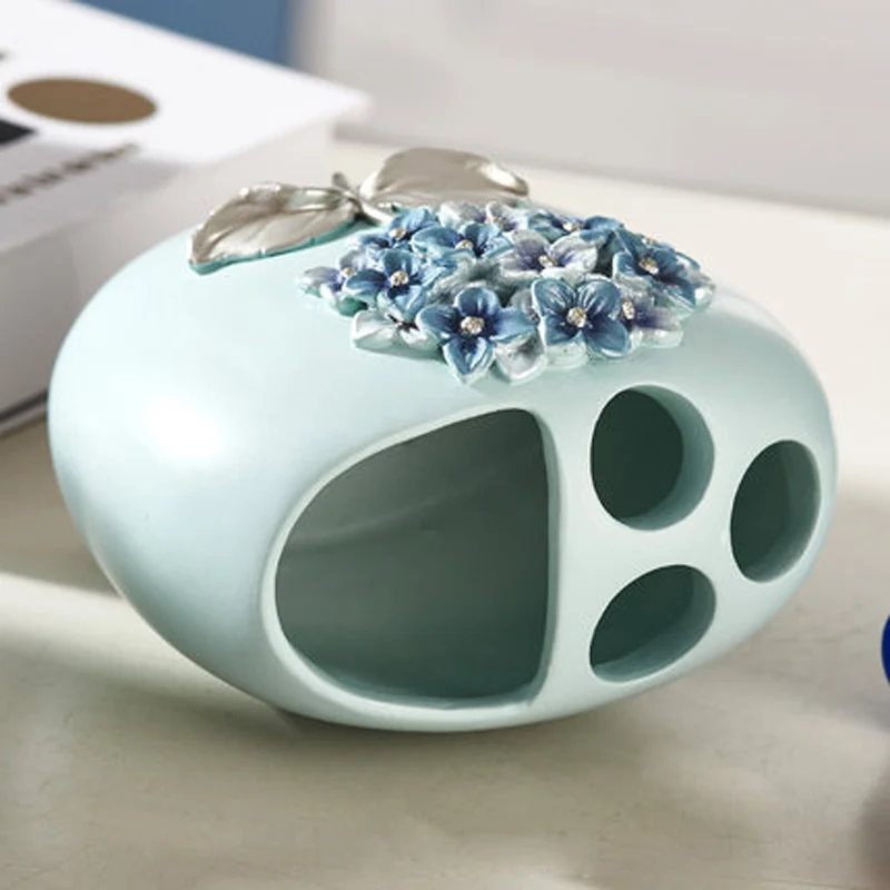 5pcs/set Creative Luxury Bathroom Accessories Set Resin Gargle Soap Box Latex Bottle Toothbrush Holder Sanitary Ware Bath Set