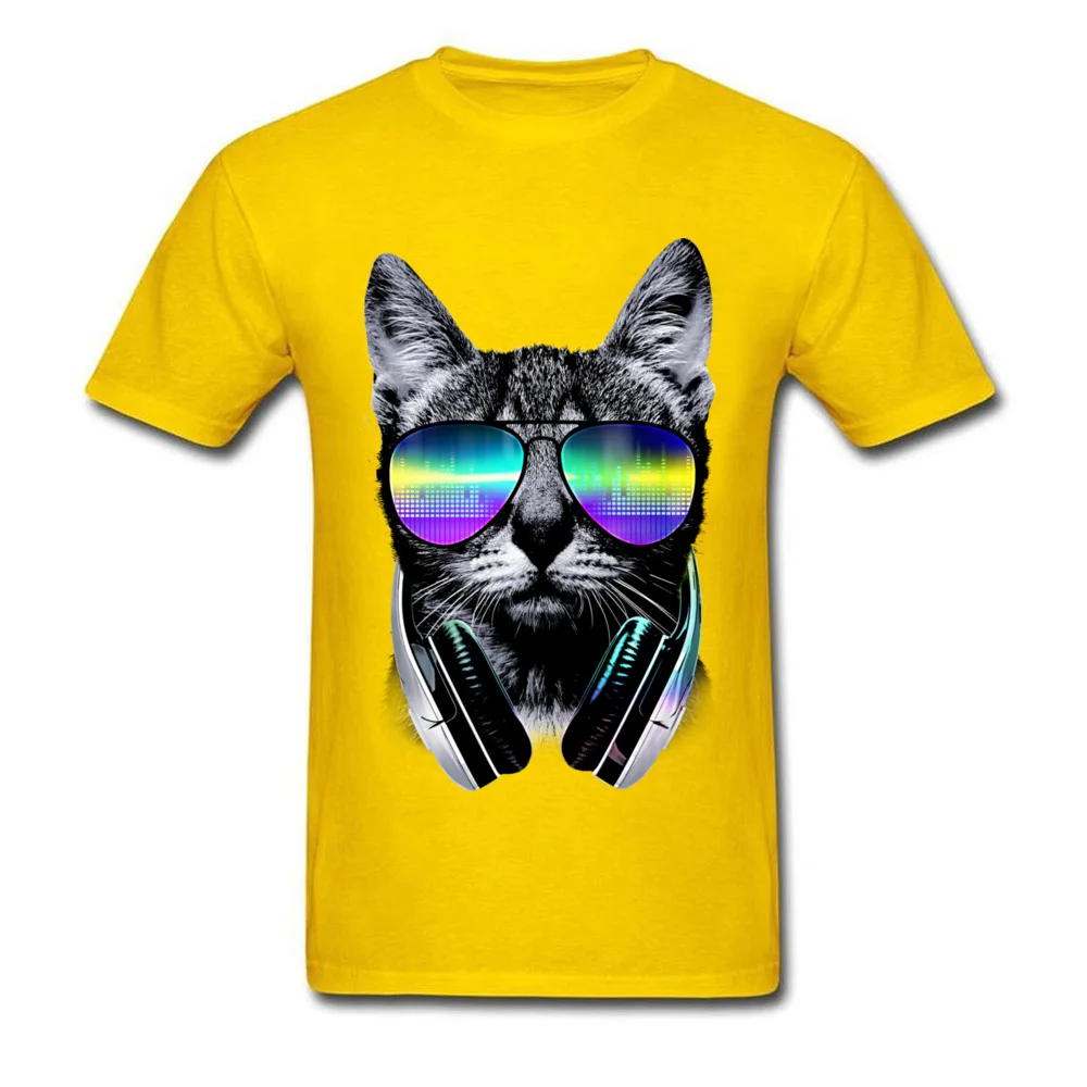 Music Lover Cat V.II O Neck T-Shirt Autumn Tops Shirt Short Sleeve Hip Hop Pure Cotton Casual Sweatshirts Printed Mens Music Lover Cat V.II yellow