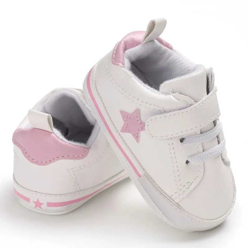 Стильная обувь для малышей ботинки M кожаные кроссовки из искусственной кожи для малышей 0-18 цветов, 4 Нескользящие, детская кроватка для