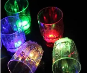 

Wholesale 576pcs/lot small LED shot glass flashing shot glasses luminous cup