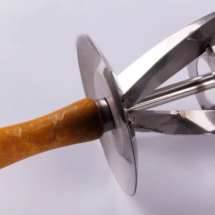 С деревянной ручкой из нержавеющей стали треугольник прокатки тесто резак для приготовления круассан треугольник прокатки нож для круассан хлеб