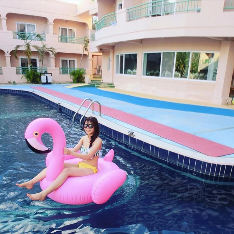 Flamingo swimming ring (5)