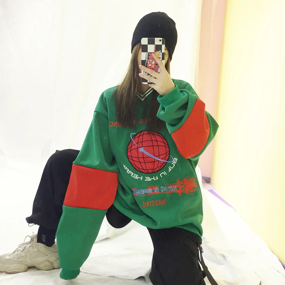

Street, hip-hop, Harajuku, lazy, funny girl, letter, glittering and loose, V collar, retro sweatshirt hoodies