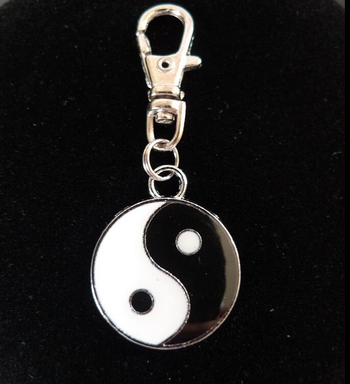 

50PCS Fashion Vintage Silver Zinc Alloy Enamel Yin And Yang Gifts Fit Key Chain Ring Key Chains Jewelry Findings Holiday B156