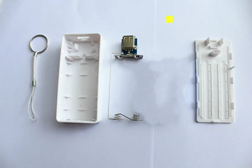 NEW Best Price Portable Power Bank 18650 External Backup Battery Charger With Key Chain NEW Best Price Portable Power Bank 18650 External Backup Battery Charger With Key Chain